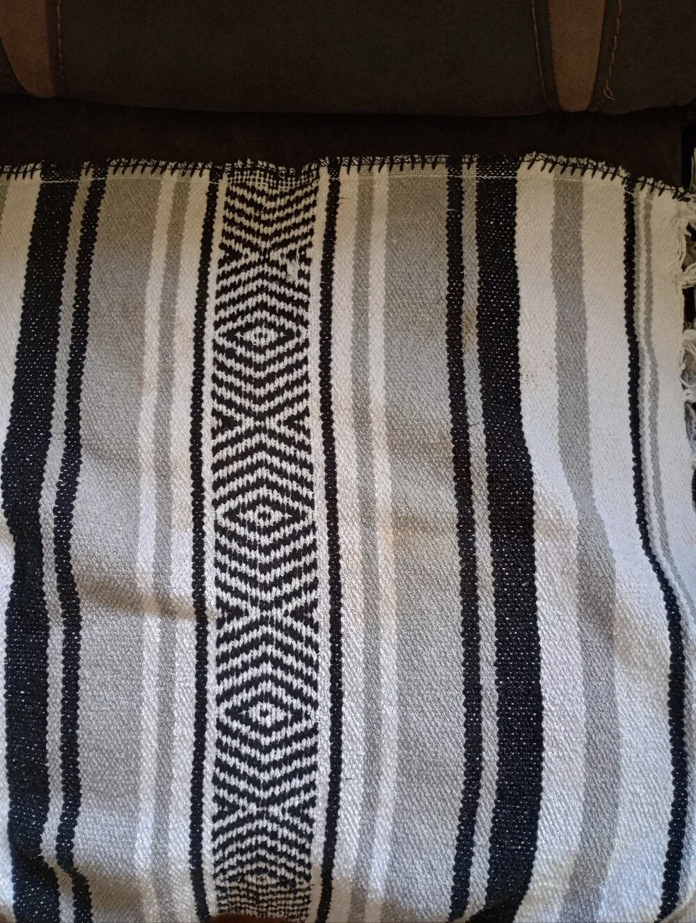 Black Canyon Outfitters Throw Blanket Mexican Falsa White Fringed 38x68